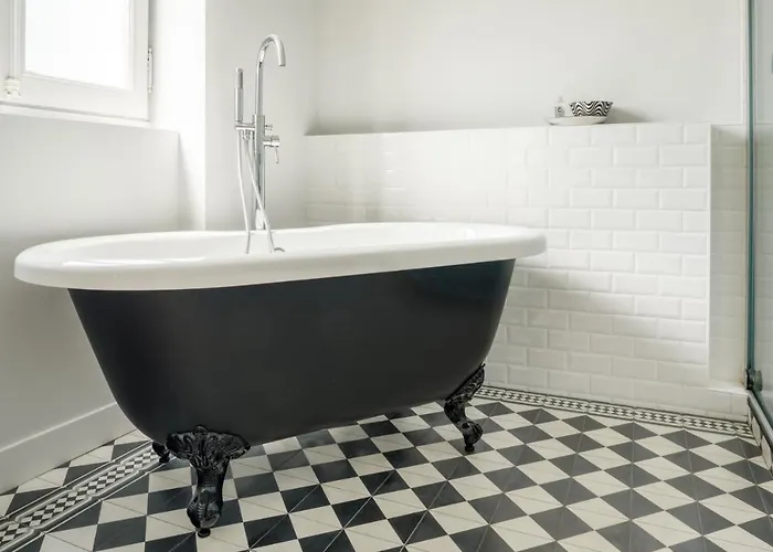 Le Clos Labottiere - Bed & Breakfast 4*